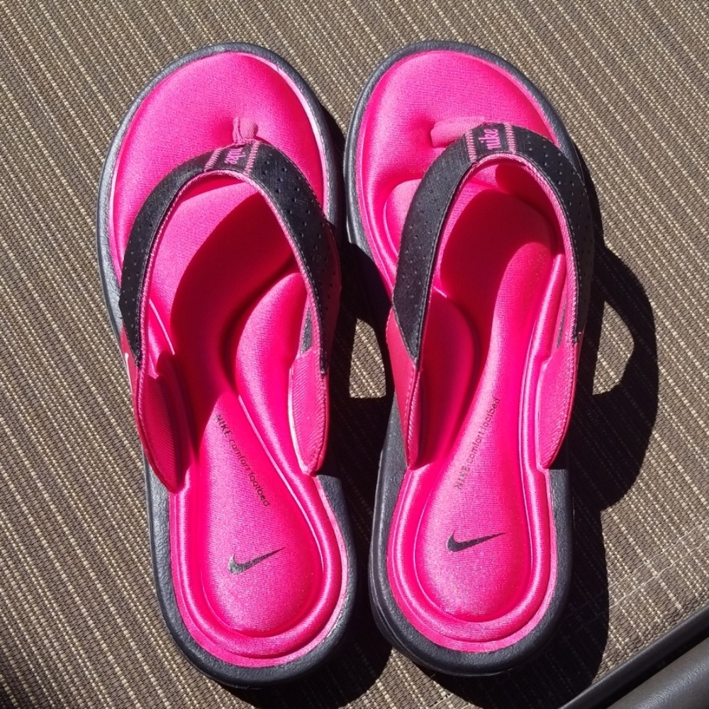 Nike Flip Flops